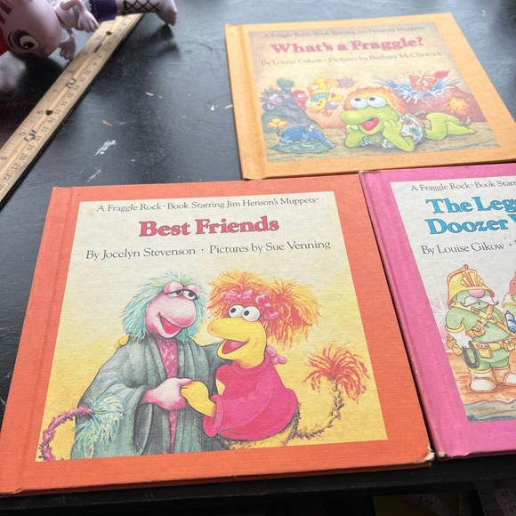 Vintage Set of Three Fraggle Rock Children Books Starring Jim Henson’s Muppets. - Picture 8 of 10
